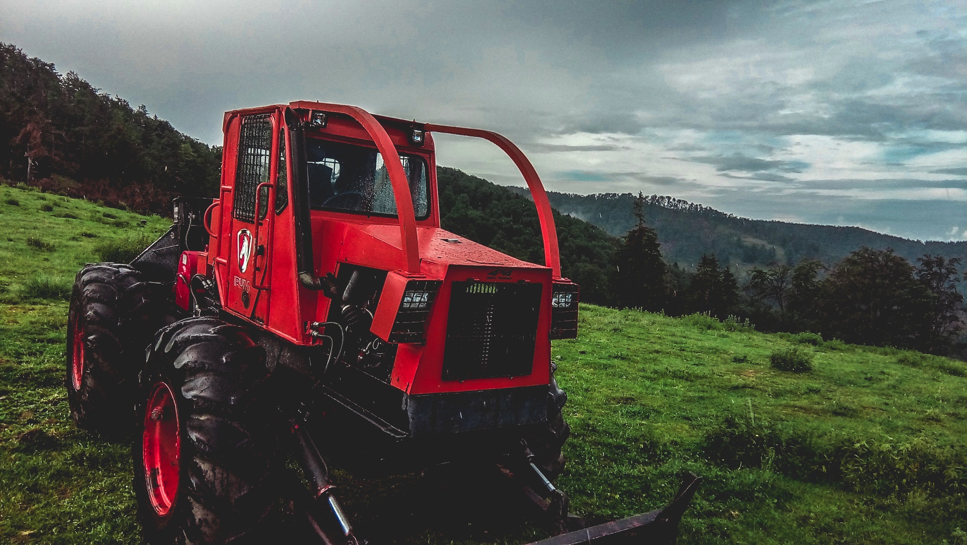 Займ под ПТС специальной техники в Лыткарино